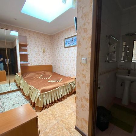 Золотий Лев Hotel Zvenyhorodka ภายนอก รูปภาพ