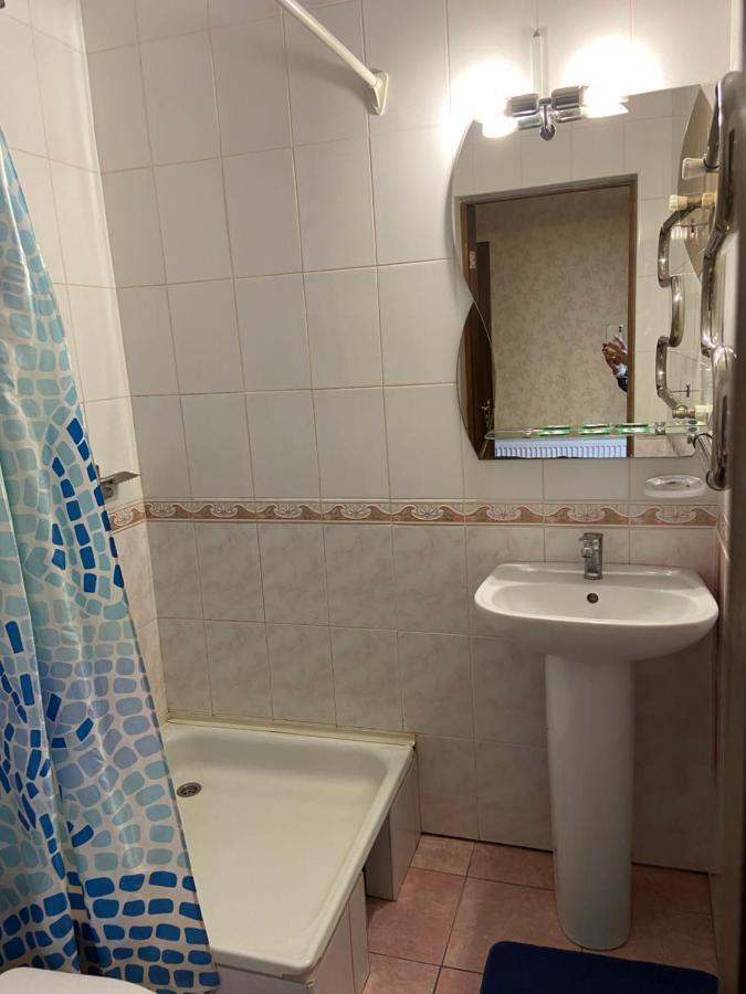 Золотий Лев Hotel Zvenyhorodka ภายนอก รูปภาพ